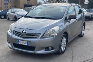 Toyota Verso 2.0 D Luxury Pack 7 posti + tetto pan