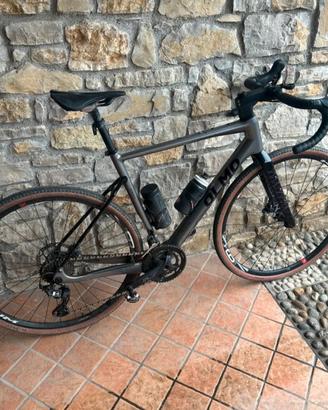 Gravel OLMO Bormida in carbonio , taglia M