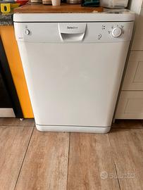 Tris Elettrodomestici: lavastoviglie, forno, frigo