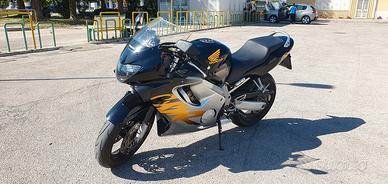 CBR 600F Ultima Light