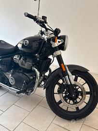 ROYAL ENFIELD 650 – PARI AL NUOVO – SOLO 500 KM