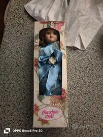 porcelain doll  bambola 