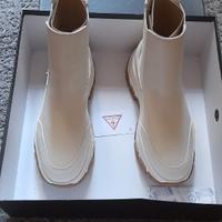 Scarponcini da donna Guess 39