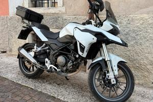 Benelli Trk 251