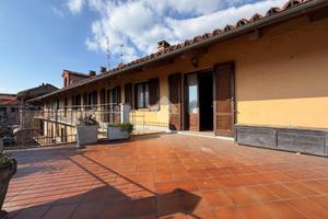 4 LOCALI A VIVERONE