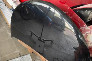 Cofano lancia y 2013