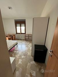 Camera a Varese in via Feltre 3