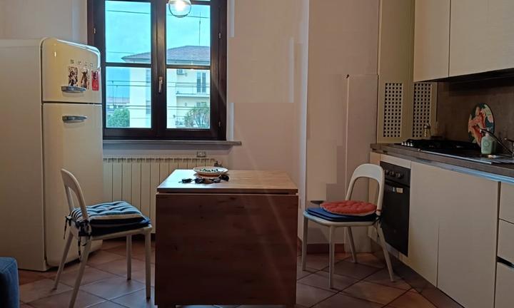 Grazioso appartamento c/garage e 2 posti auto