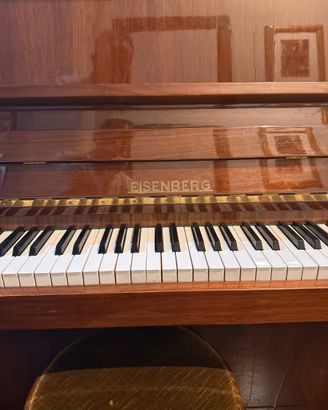 Pianoforte verticale Eisenberg Anni 80