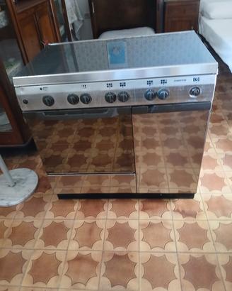 Cucina con forno usata
