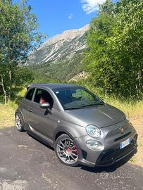 595 competizione