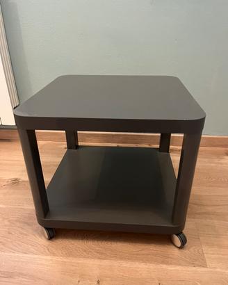 Tavolino IKEA TINGBY