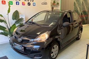 Toyota Aygo 1.0 5 porte Now 12 MESI DI GARANZIA