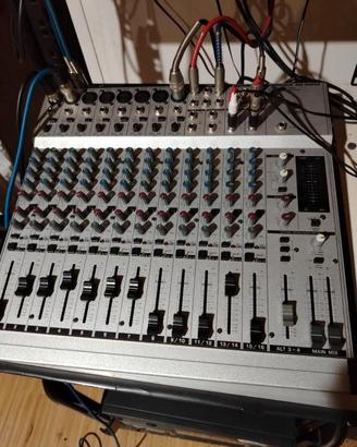 Mixer Behringer