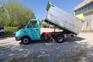 Iveco Daily 35.8 Ribaltabile Trilaterale