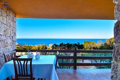 Villetta con splendida vista mare - Costa Paradiso