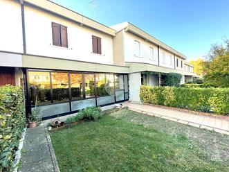 CASA SEMINDIPENDENTE A TORREGLIA