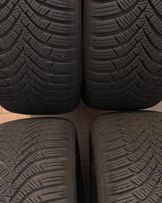 4 Pneumatici HANKOOK WINTER ICEPT RS2 195/50 R15 8