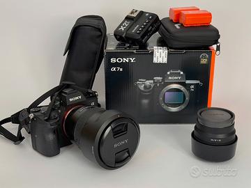 Sony A7III kit 24-105 F4 - 50 F1,8 e accessori