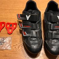 Scarpe vittoria tg 44 con attacchi look nuovi.