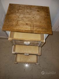Mobiletto legno shabby