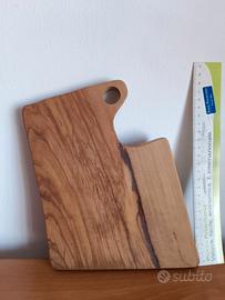 Tagliere piccolo- sotto pentola in legno di ulivo 