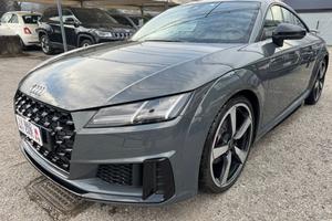 AUDI TT Coupé 40 TFSI S tr COMPETITION