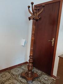 Appendiabiti a piantana in Legno - Robusto