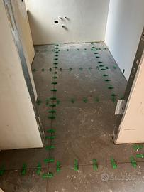 Muratore edilizia piastrellista