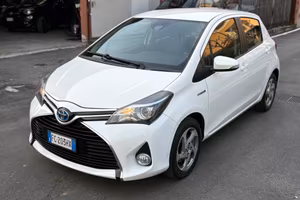 Toyota Yaris 1.5 Hybrid 5 porte Active