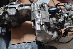 Ricambi motore usato suzuki burgman 400 98-03 k415