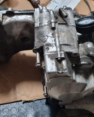 Ricambi motore usato suzuki burgman 400 98-03 k415