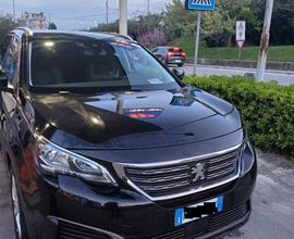 PEUGEOT 5008 BlueHDi 130 S&S Business