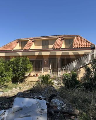Villa singola - Pietraperzia