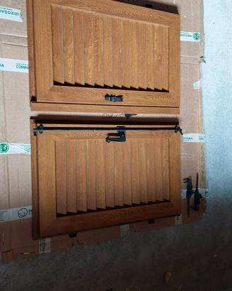 finestre ante e cornice in pvc marrone doppio vetr