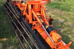 Erpice rotante pieghevole