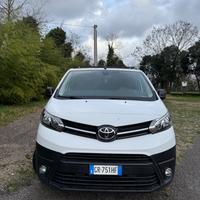 Furgone Toyota Proace