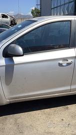 HYUNDAI I 20 PORTA ANTERIORE SX