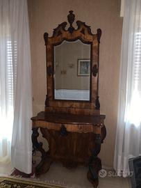 Consolle e Specchiera