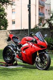 Ducati Panigale V4S