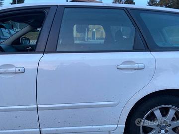 PORTA POSTERIORE SINISTRA VOLVO V50 ANNO 2011