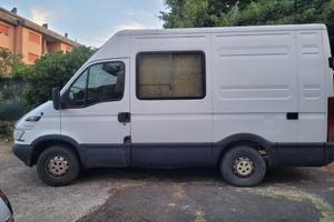 Iveco Daily 2.8 HPI – venduto per ricambi