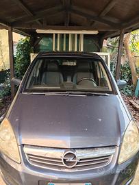 opel Zafira 7 posti 1 .9 disel