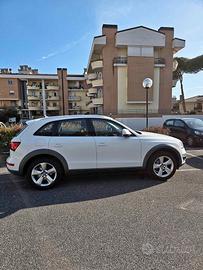 Audi Q5 2.0 TDI 177 CV quattro