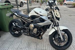 Yamaha XJ6 - 2010