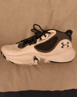 Under Armor lockdown VI 