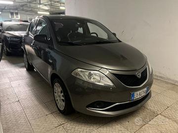 LANCIA Ypsilon 1.2 69 CV 5 porte GPL Ecochic Gol