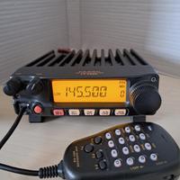 RICETRASMETTITORE VHF