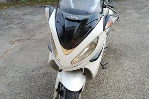 Malaguti Madison 400