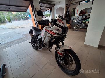 ducati desert x discovery